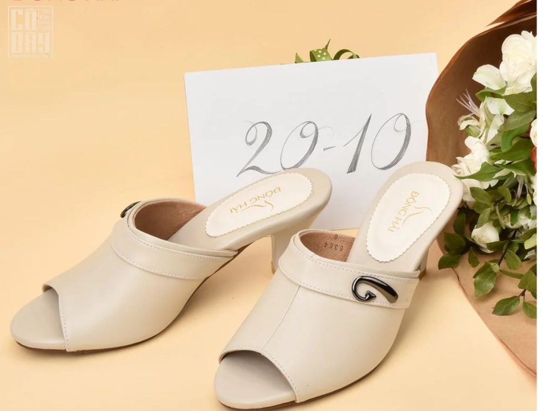 Bánh khô mè Quang Châu Cô Đây